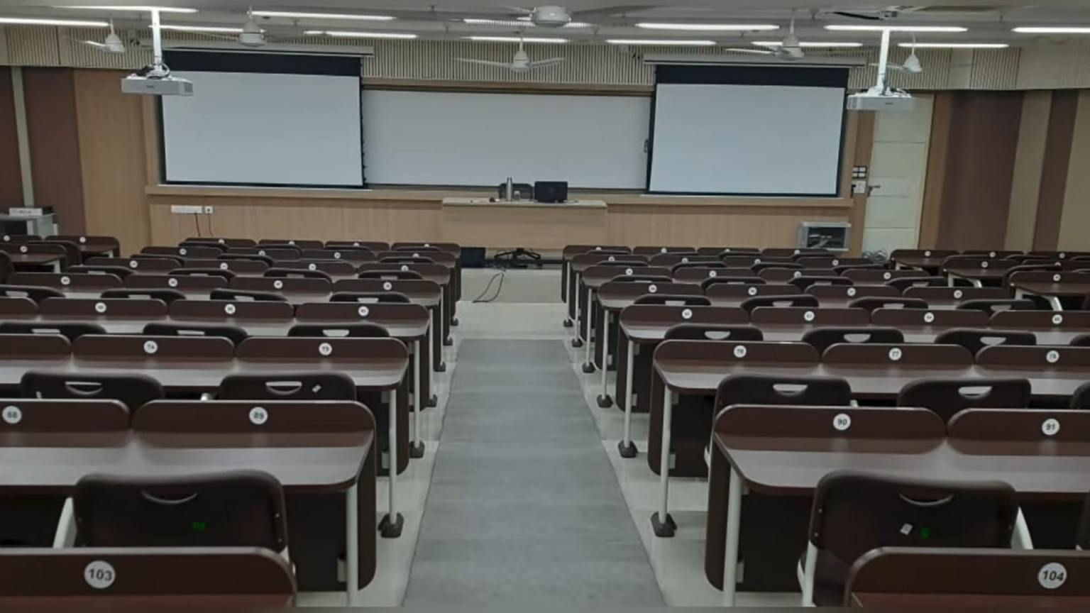 SJMSoM IIT Bombay : Campus, Cutoff, Eligibility, Placement, More! - iQuanta